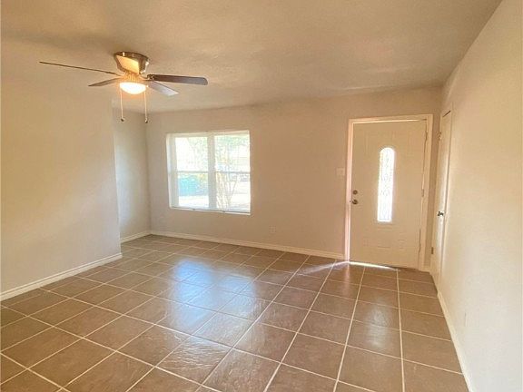 3rd image of 3406 Empress Dr