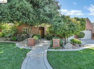 2518 Canal Dr, Lodi, CA 95242