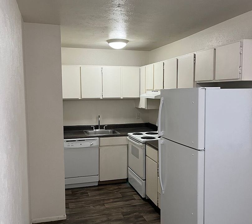1st image of 250 S 900 E APT 13C