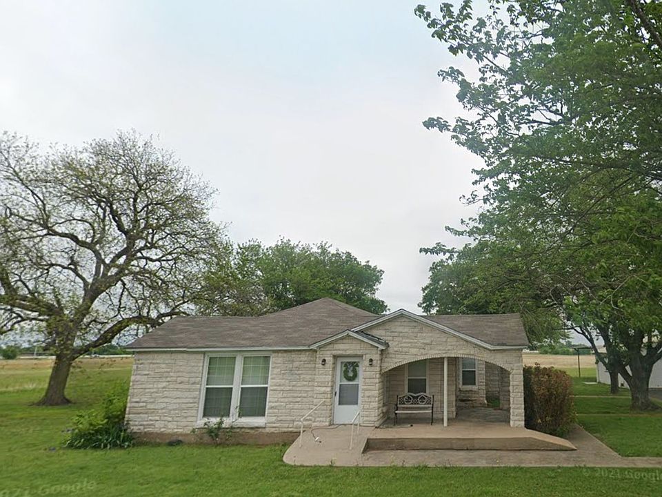 1st image of 902 Eagle Dr