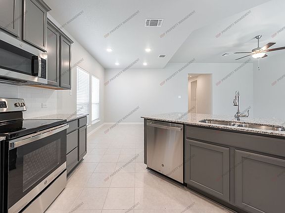 5th image of 1458 Shadow Hill Ln