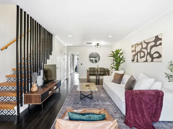 11127 La Maida St Unit 9, North Hollywood, CA 91601