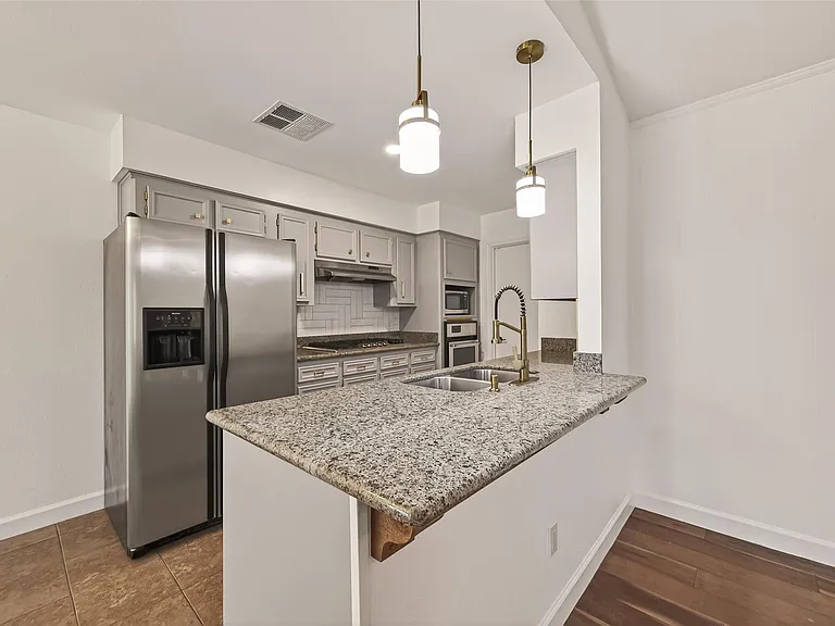 5347 Lincoln Green Dr — Photo 9