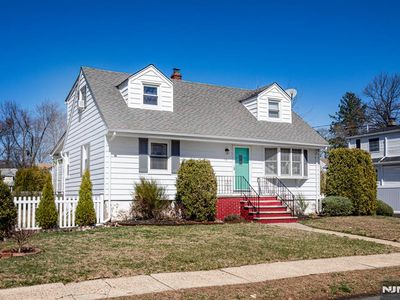 98 McKinley Ave, Dumont, NJ, 07628