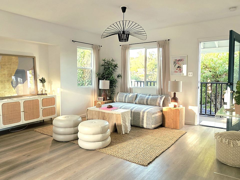 1st image of 815 N Avenue 63
