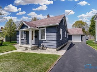 243 W 8th St, Perrysburg, OH