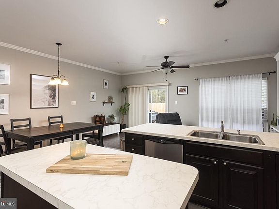 5th image of 3013 Raking Leaf Dr