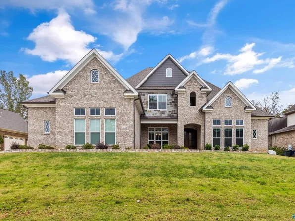 4638 Saddle Ridge Dr SE, Owens Cross Roads, AL 35763