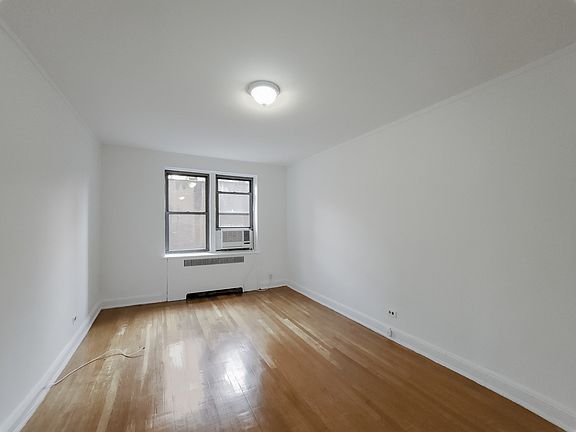 5th image of 233 E 32nd St APT 4J