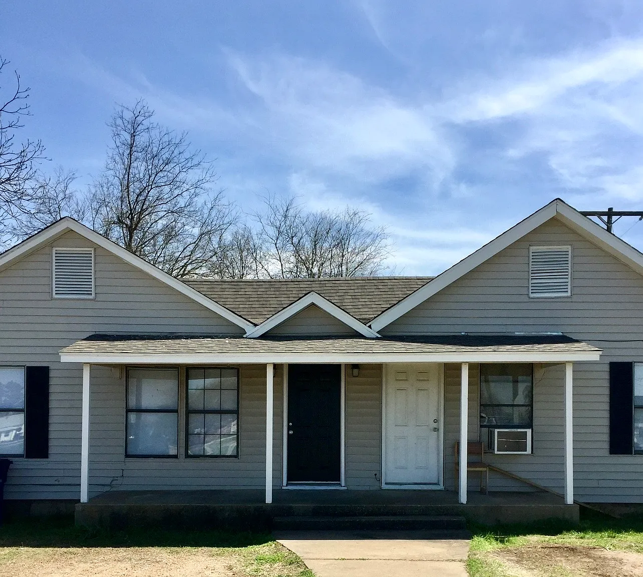 2 bed, 900 sqft, $900 — Photo 2