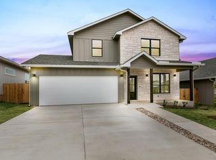 712 Cirrus Ln, Fredericksburg, TX 78624