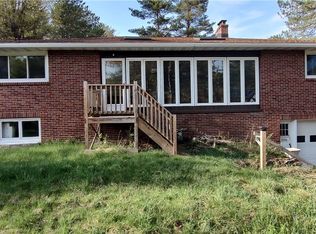 206 Gulf Rd, Camillus, NY 13031