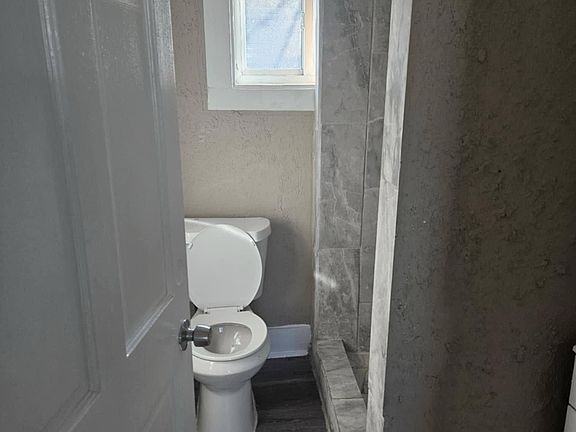3rd image of 3411 Rockwood Ave