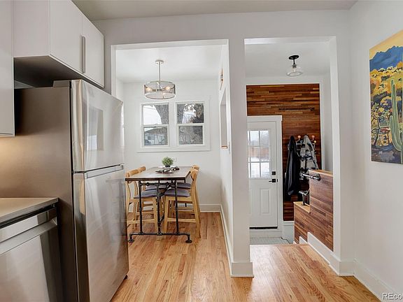 4th image of 273 S Lowell Boulevard