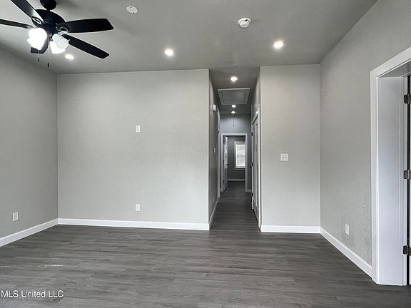 2nd image of 2915 23rd Ave