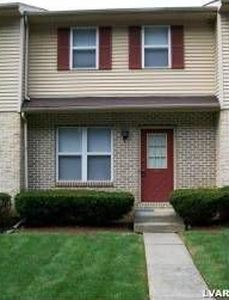 2905 Rhonda Ln, Allentown, PA, 18103