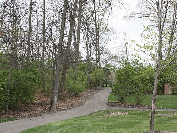 Quiet neighborhood across from the Muirfield Country Club an