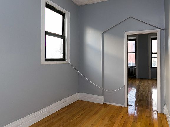 2nd image of 72 Scholes St #4B
