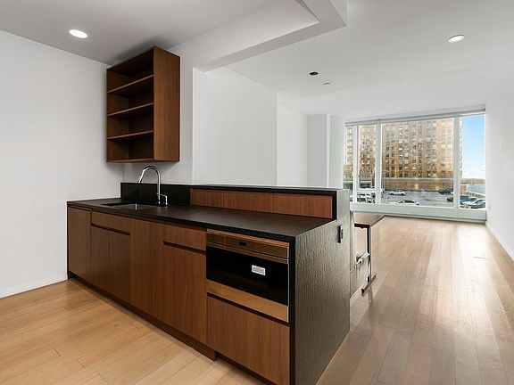 3rd image of 50 West St #8B