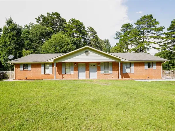 351 Freeport Dr, Lawrenceville, GA 30046