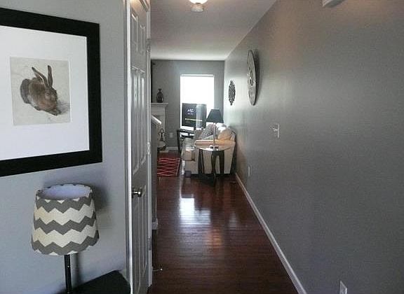 3rd image of 6844 Hampshire Ct