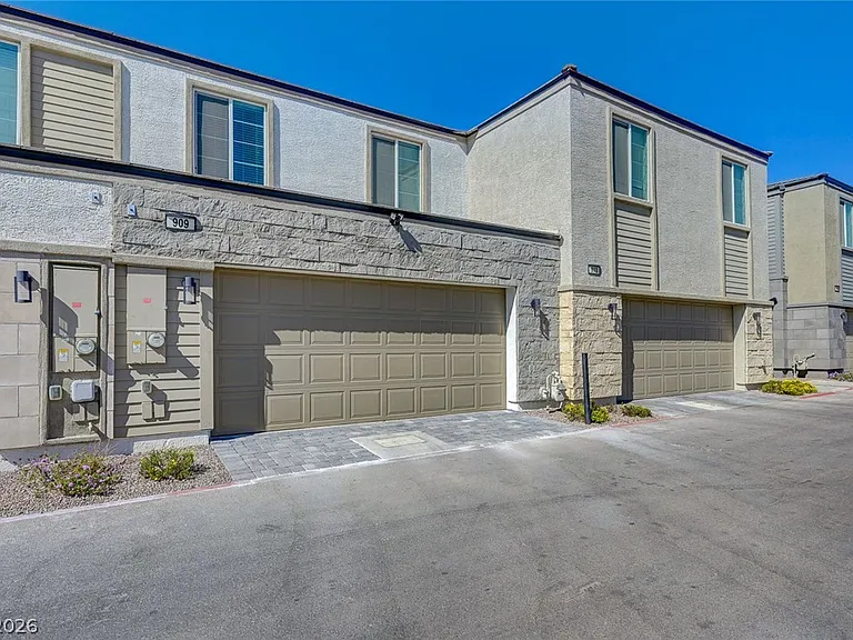 909 Kyanite Ln — Photo 44