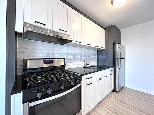 5th image of 1365 Saint Nicholas Ave APT 32J
