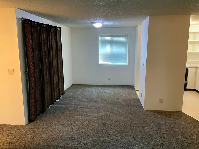 2145 Hawkins Ln — Photo 6