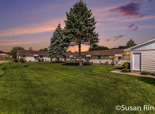 5952 Leisure South Dr SE, Kentwood, MI 49548