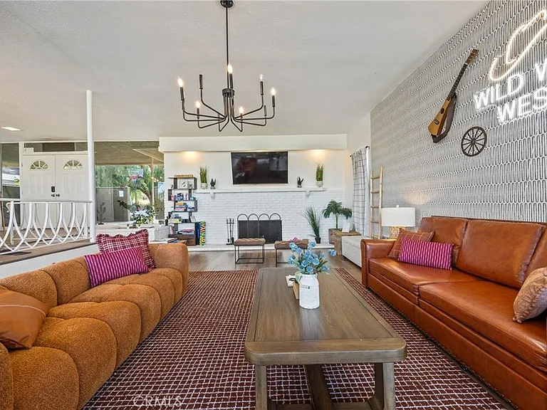7433 Fairway Dr — Photo 11