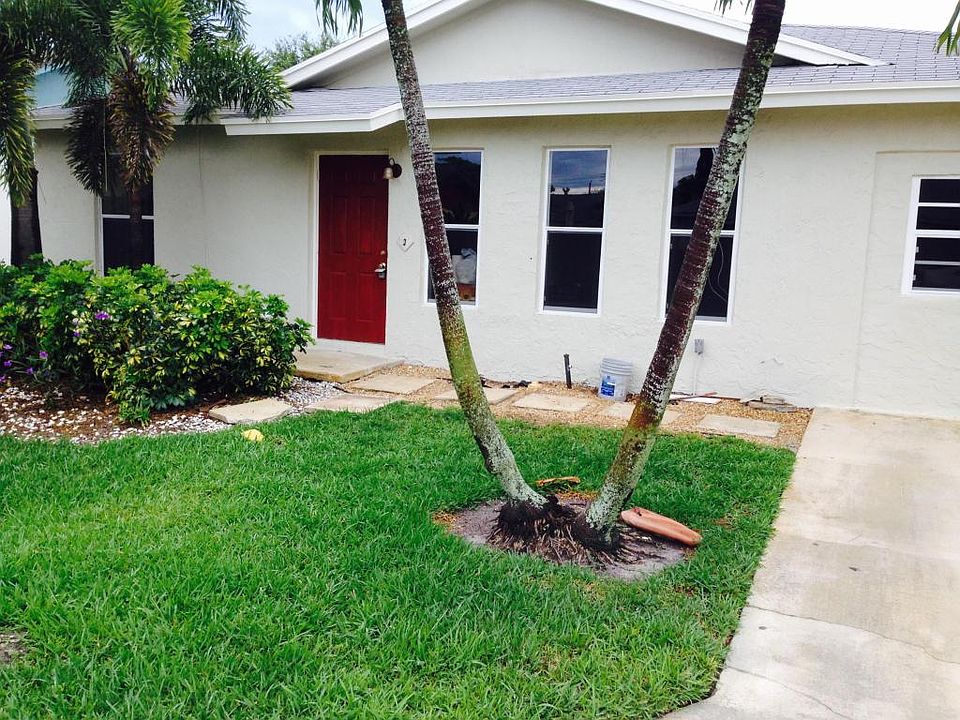 Home For Sale In Sunset Pines