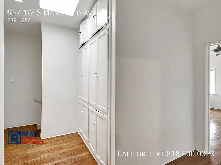 937 1/2 S Mansfield Ave — Photo 22