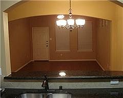 4th image of 1416 Piedmont Dr