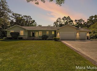 297 N Hilton Park Rd, Muskegon, MI 49442