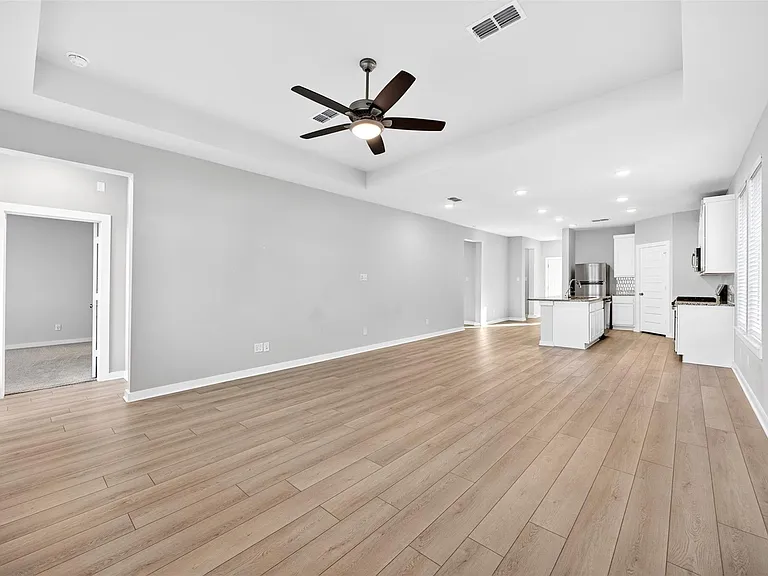 21827 Blue Daisy Ct — Photo 12