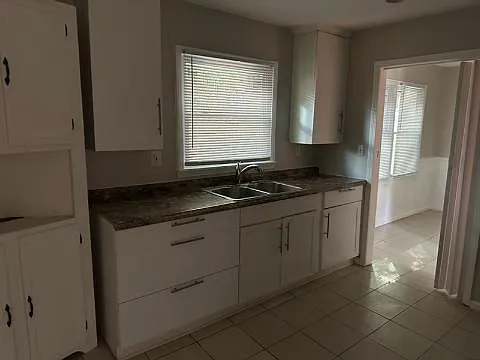 2446 Susan Ln SW — Photo 6