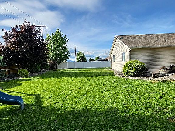 5th image of 7855 N Fairborne Ln