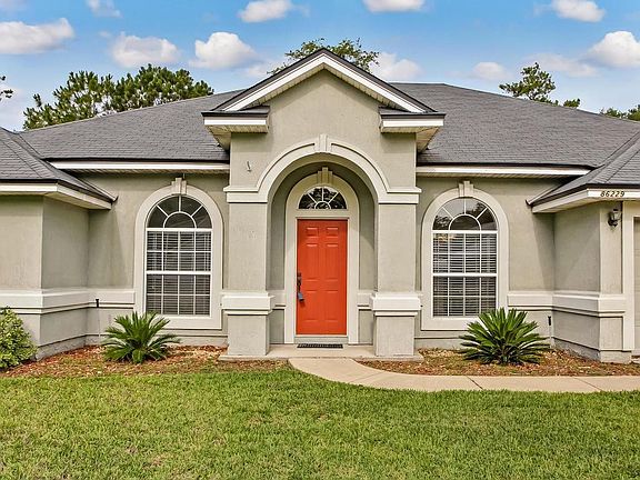 2nd image of 86229 Meadowwood Dr