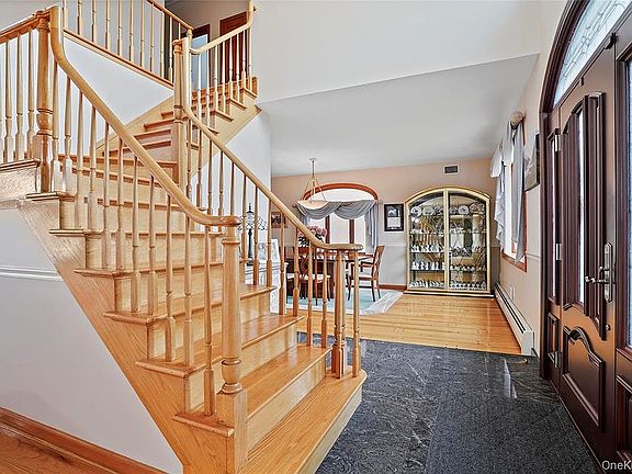 3rd image of 15735 86th St