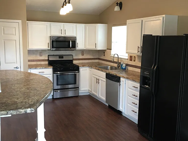 5134 Flatlake Ct — Photo 2