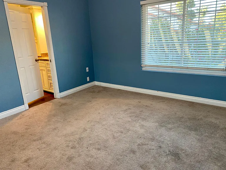 1651 S Juniper St #225 — Photo 10