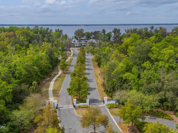 163 WILD SAGE Drive, Jacksonville, FL 32259