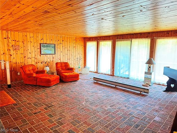 5th image of 4493 Blachleyville Rd