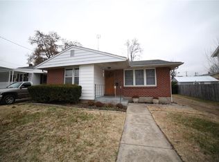 863 Market St, Ste Genevieve, MO 63670
