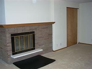 2nd image of 382 SE Ely St