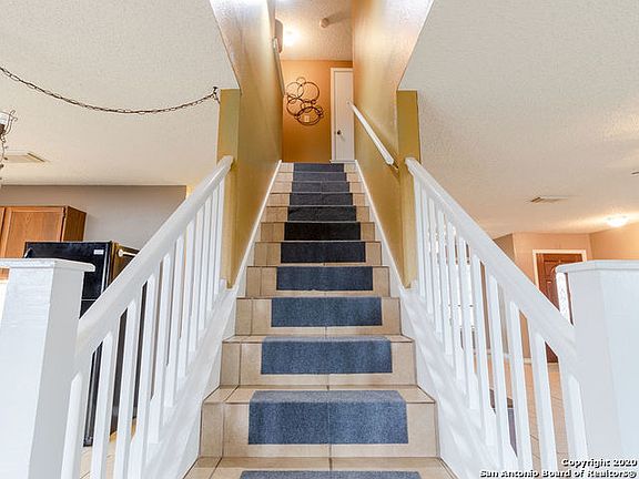 4th image of 2027 S Ellison Dr
