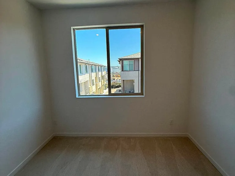 1576 Lima Way — Photo 8