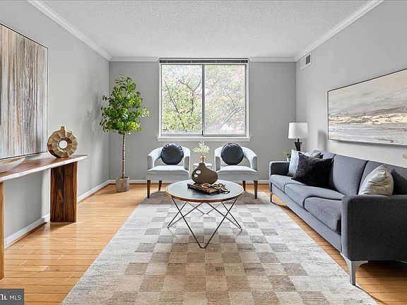 3rd image of 3835 9th St APT 302E
