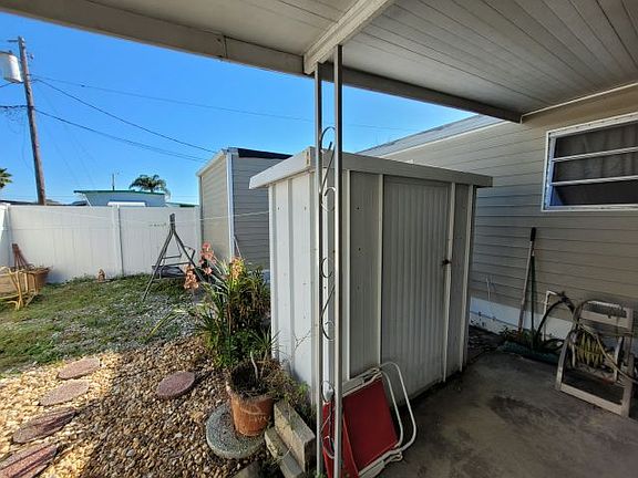 5th image of 4000 24th St N Lot 1324