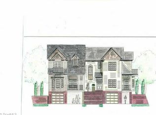 290 Holly Pl, Winston Salem, NC 27101